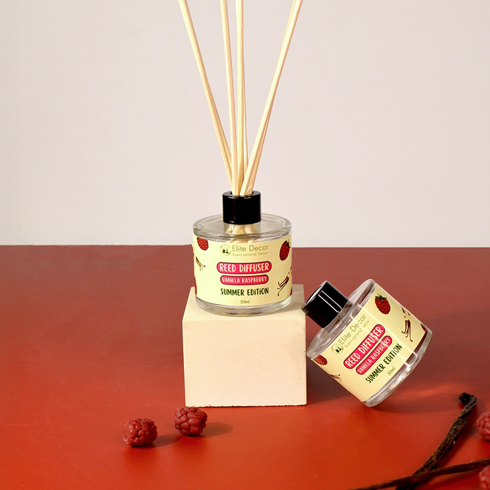 Χειροποίητο αρωματικό χώρου με στικς reed diffuser με άρωμα "Vanilla Raspberry".
