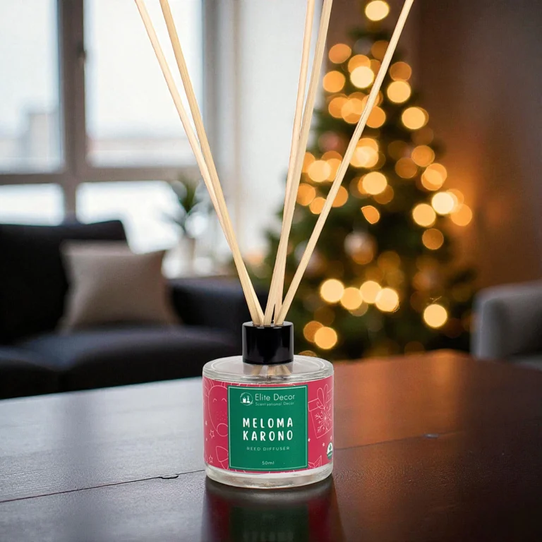 Αρωματικό χώρου με στικς, με άρωμα μελομακάρονο.